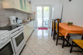 Apartment in Palit with terrace, air conditioning, W-LAN, washing machine 4386-1